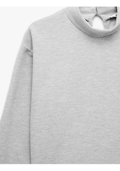 Koton Katmanlı Sırtı Pencere Detaylı Düğmeli Dik Yaka Uzun Kollu Sweatshirt Gri 7wak30030ek