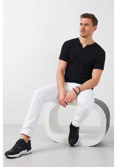 Buratti Pamuklu V Yaka Slim Fit Erkek T Shirt 5902122 Siyah
