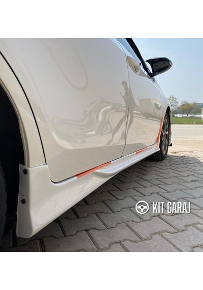 Kit Garaj Toyota Corolla Custom Yan Marşpiyel Plastik Boyasız