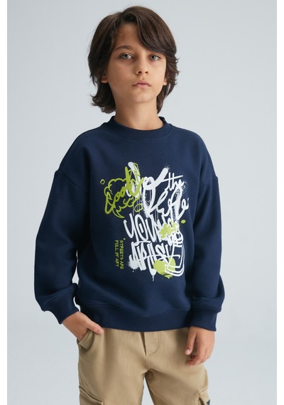 Grımelange REMCO Erkek Çocuk Nakışlı Yuvarlak Yaka Lacivert Sweatshirt Grımelange REMCO Erkek Çocuk Nakışlı Yuvarlak Yaka Lacivert Sweatshirt
