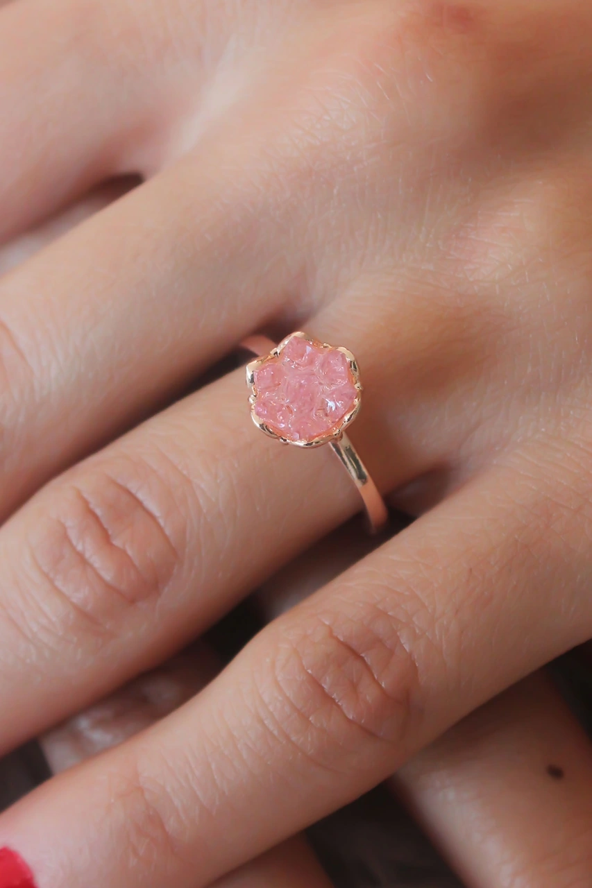 Pembe Lotus Çiçek Figür Gold Renk Kadın Yüzük Diğer
