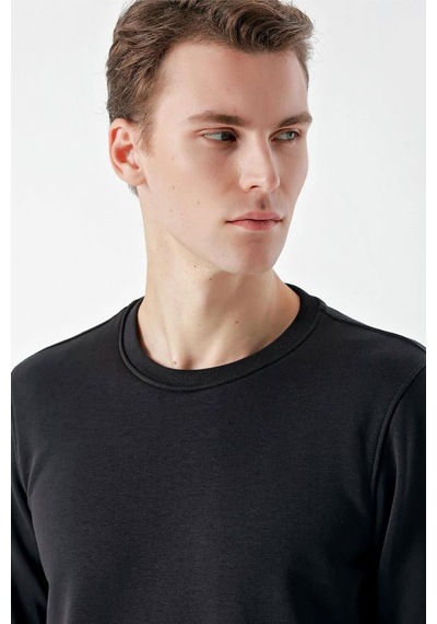 Slimfit Bisiklet Yaka Düz Renk 2 İplik Erkek Sweatshirt 001