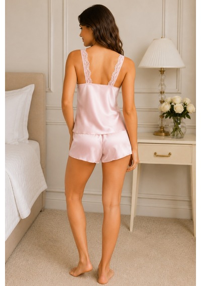 Loule Kadın Pembe Dantel Detaylı İp Askılı Şortlu Pijama Takımı