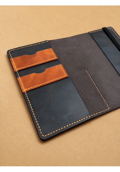 Bilikolik Hakiki Deri A5 Defter Kılıfı, El Yapımı, Telefon Cepli Ajanda Organizer, Defter Ve Kalem Dahil Koyu Kahve - Turuncu Bilikolik Hakiki Deri A5 Defter Kılıfı, El Yapımı, Telefon Cepli Ajanda Organizer, Defter Ve Kalem Dahil Koyu Kahve - Turuncu