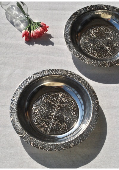 6 Adet Paslanmaz Çelik Etnik Desenli Çukur Yemek Tabağı 20 Cm Meze Tabak Gümüş