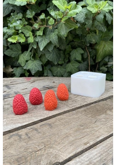 Dörtlü Mum Kalıbı Silikon 2 5 X 2 5 X 3 Cm Küçük Süsleme Kalıbı 1 Adet Çok Renkli