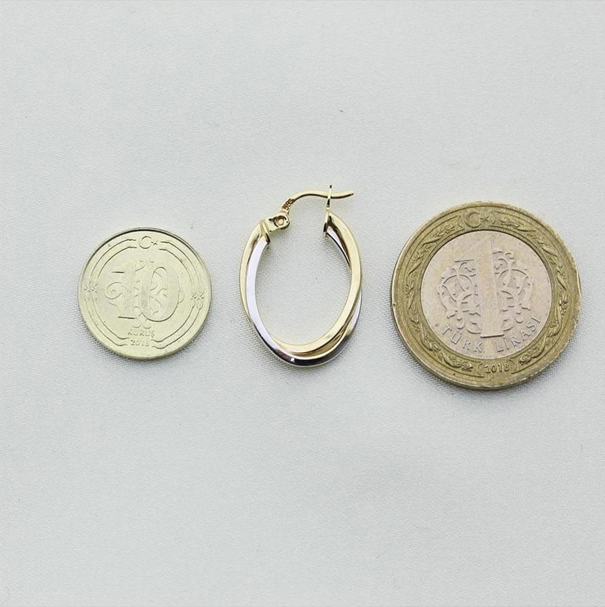 Çift Renk Oval Altın Halka Küpe Çapı: 1.6x2.5cm Sarı Altın