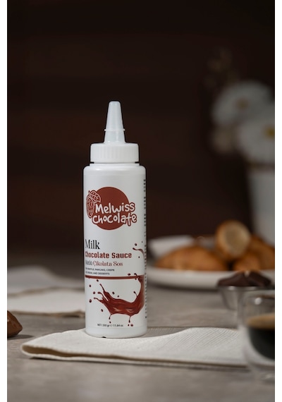 Melwiss Chocolate Sütlü Çikolata Sosu - Waffle Krep Pankek Sosu 330 G