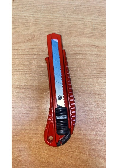 Dmax Dmx-4743 Büyük Metal Falçata Maket Bıçak 18mm Bıçaklı & 0.5mm Bıçak Ucu 24x12