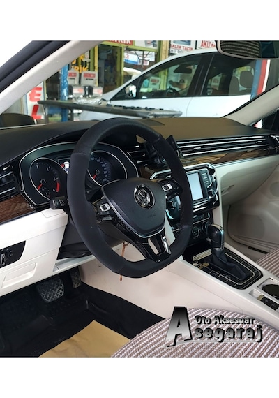 Vw Passat B8 Dikmeli Direksiyon Kılıfı Noktalı Nubuk Esnek Kokusuz Alcantara Delikli Siyah Uyumlu