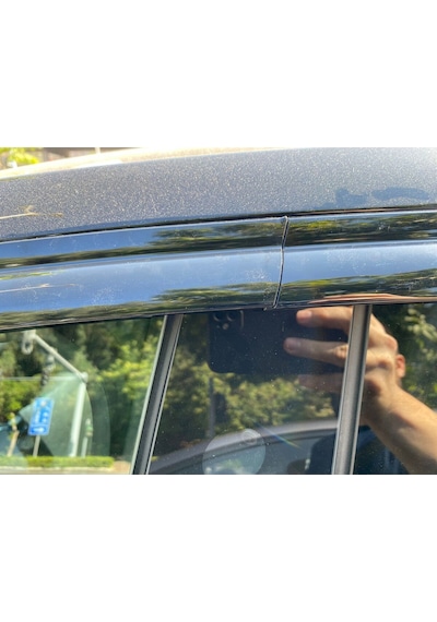 Tesla Model Y 2019-2024 Arası Uyumlu Cam Rüzgarlık 4 Lü Set Siyah Şık Ve Fonksiyonel Tasarım