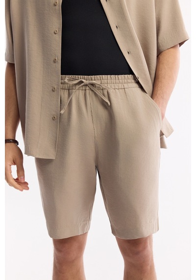 Avva Erkek Bej Beli Lastikli Bağcıklı Soft Touch Relaxed Fit Şort A51y3703