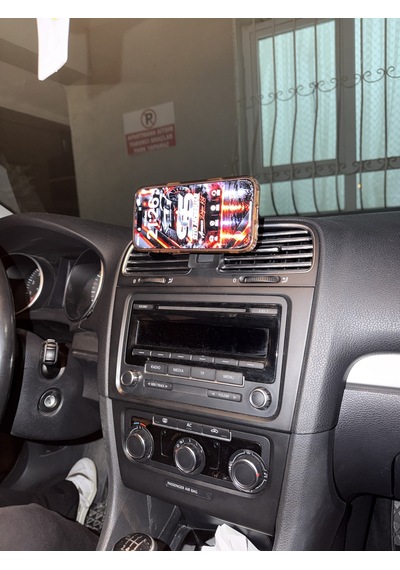 Volkswagen Golf 6 2008-2013 Uyumlu Araç Içi Premium Telefon Tutucu - Araba Telefon Tutacağı Havalandırma Için