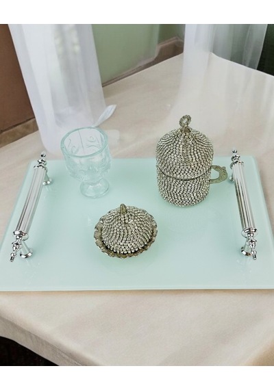 Harmonize Beyaz Söz Tepsisi Ve Damat Kahve Fincanı Kırmızı Kırmızı