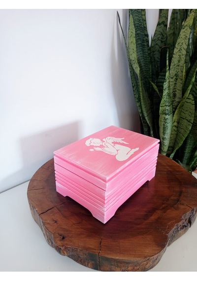 Pembe Renkli Ahşap Takı Kutusu