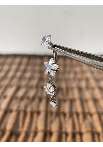 Yüksek Kalite G23 Titanium 3 Yıldız Sallantı Zirkon Titanyum Göbek Piercing Gümüş