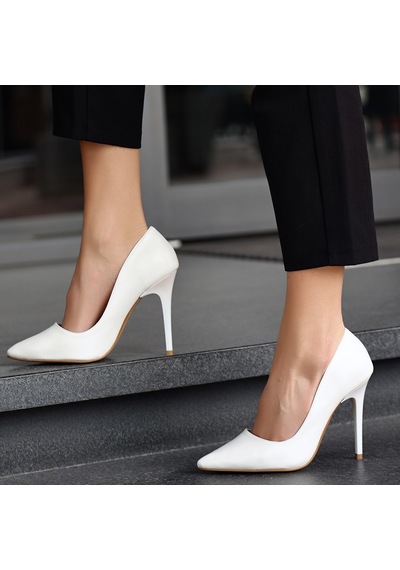 Sekans Hillar Beyaz Cilt Stiletto Ayakkabı