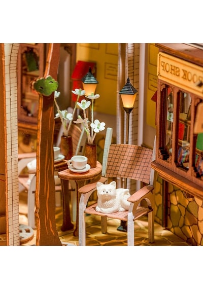 Rolife Tgb02 Sunshine Town Kasaba Kitap Köşesi Book Nook Dıy Minyatür Maket Model Seti Mini Dollhouse 3d Model Kit Detaylı Dekoratif Hobi Set 3d Puzzle Tiny House