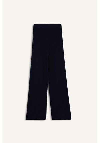Defacto Regular Fit Basic Düz Beli Lastikli Düz Paça Triko Pantolon D6912ax25wnnv235 Lacivert-nv235 Defacto Regular Fit Basic Düz Beli Lastikli Düz Paça Triko Pantolon D6912ax25wnnv235 Lacivert-nv235