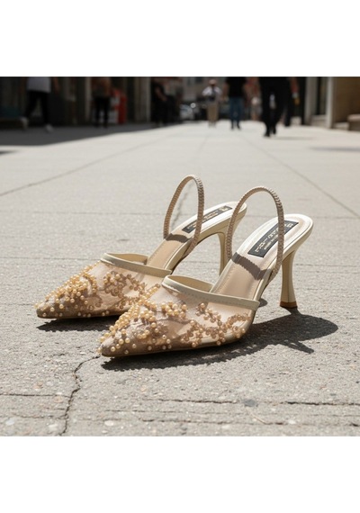 Lebibe Shoes Meggıe Kadın Bej Sivri Burun 7 Cm Topuklu Tül Üzerine İnci İşlemeli Slingback Ayakkabı
