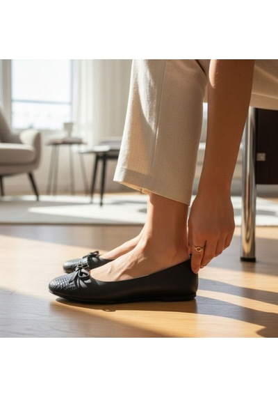 Ne&ve Shoes Siyah Deri Yılan Baski Garnili Biye Detaylı Kadın Babet