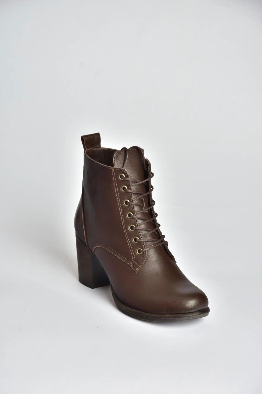 Fox Shoes V468281603 Kahverengi Hakiki Deri Kalın Topuklu Bağcıklı Kadın Bot Kahverengi-hakiki Deri Fox Shoes V468281603 Kahverengi Hakiki Deri Kalın Topuklu Bağcıklı Kadın Bot Kahverengi-hakiki Deri
