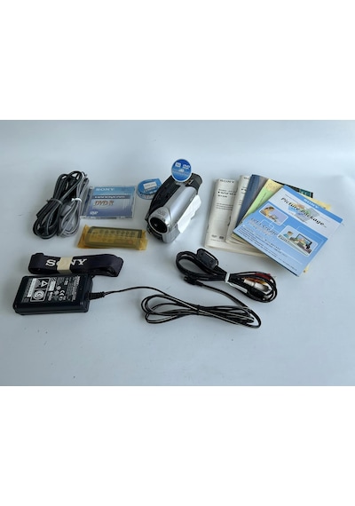 Sony DCR-DVD653E 800X Zoom Video Kamera Bataryasız