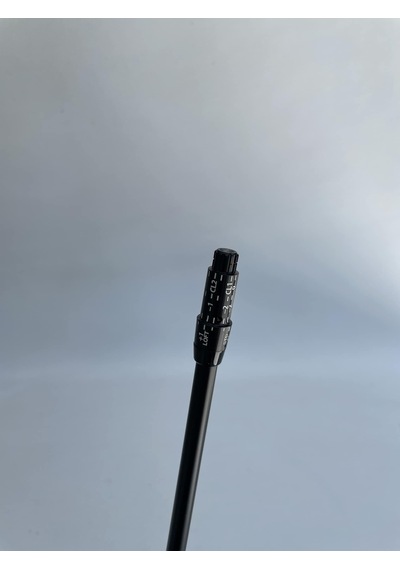 Miyazaki Xxıo X Driver Eks2 Ax-2 R Golf Sopası 114cm Başlıksız Çok Renkli
