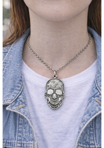 Kuru Kafa Figürlü Gümüş Renk Unisex Uzun Kolye Çelik