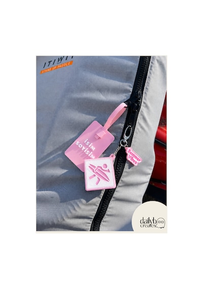 Paddle Board Charm Anahtarlık -summer Vibes Figürlü Çanta Aksesuarı-kutu İçecek Açacaklı Anahtarlık-3d Dekoratif Baskı-pembe Pembe