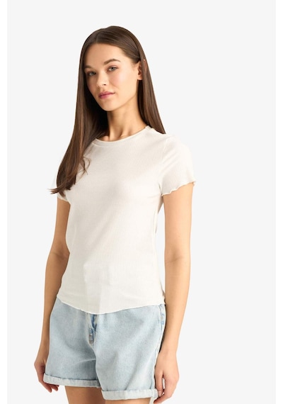 DeFacto Fitted Bisiklet Yaka Basic Düz Kısa Kollu Tişört F3486AXNSWT32