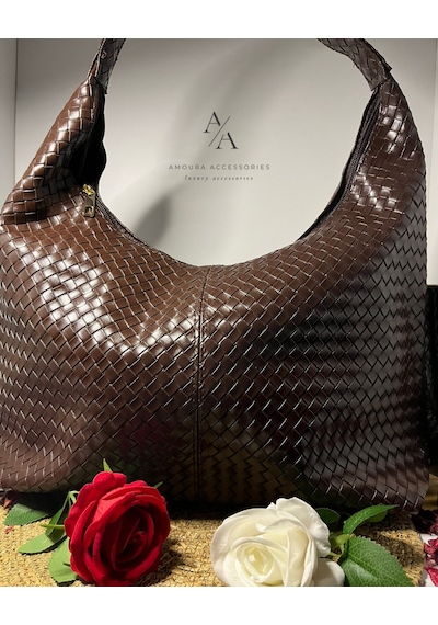 Amoura Trendlerin Vazgeçilmezi Örgü Hobo Çanta Serisi Koyu Kahverengi