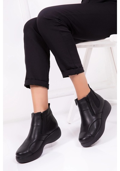 Gondol Hakiki Deri Anatomik Taban Kemik Çıkıntısına Özel Bot Elnr.5107 Siyah Gondol Hakiki Deri Anatomik Taban Kemik Çıkıntısına Özel Bot Elnr.5107 Siyah