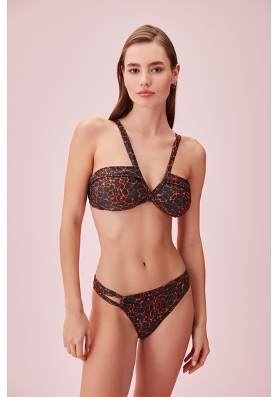 Suwen Detaylı Straplez Bikini Üst Sb24215a1310