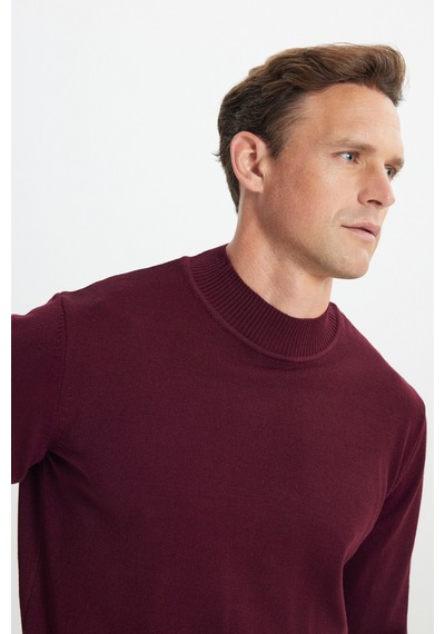 AC&Co / Altınyıldız Classics Erkek Bordo Standart Fit Normal Kesim Yarım Balıkçı Yaka Triko Kazak AC&Co / Altınyıldız Classics Erkek Bordo Standart Fit Normal Kesim Yarım Balıkçı Yaka Triko Kazak