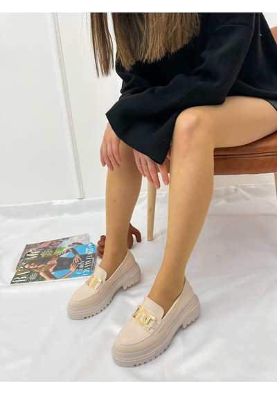Erva'nın Butiği Bej Cilt Edith Zincir Detay Kadın Loafer-5079