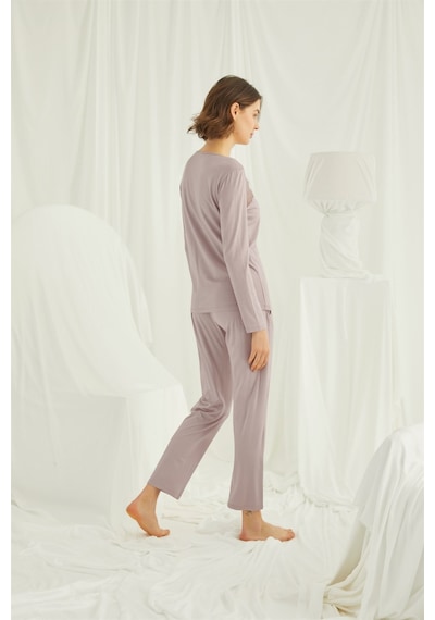 Monamise Kadın Yakası Kolu ve Omzu Dantelli Önü Boydan Düğmeli Pijama Takımı Vizon