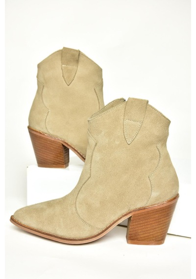Fox Shoes T380082502 Bej Süet Kovboy Model Kalın Topuklu Kadın Bot Bej-süet Bej