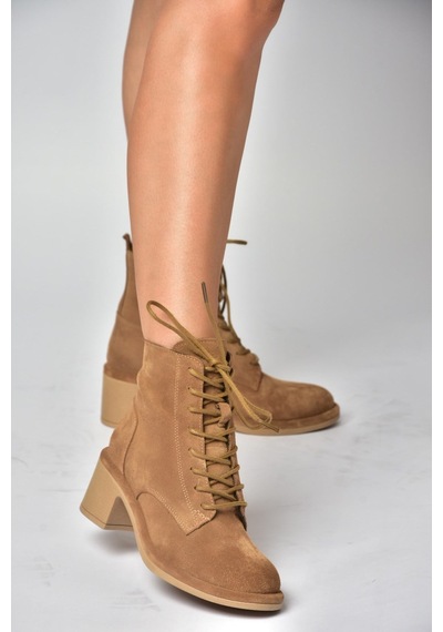 Fox Shoes Z555670602 Vizon Hakiki Deri Süet Kalın Topuklu Kadın Bot