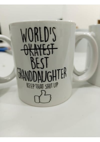 World's Best Granddaughter Kupa - En İyi Torun Komik Seramik Bardak Hediyesi 325ml Beyaz - Çok Renkli