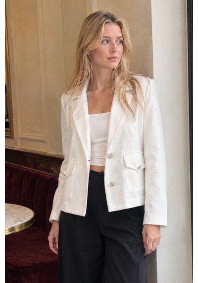 Armonika Kadın Beyaz Erkek Yaka Kare Cepli Crop Ceket Arm-26k001026