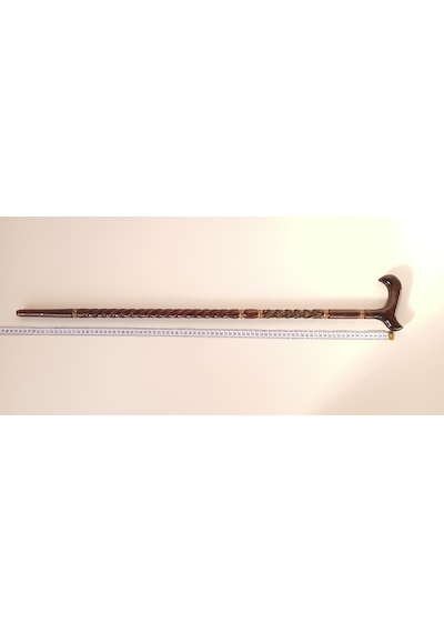Ahşap Baston K-03 Gürgen Burgu Ve Baklava Kesimi Oymalı.