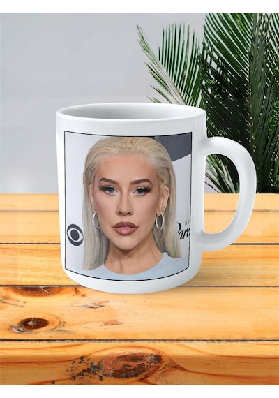Christina Aguilera Baskılı Kupa Bardak Kişiye Özel Desen 4 Çok Renkli