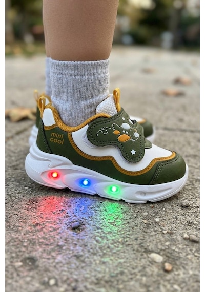 Cool Kids Çoçuk Işıklı Kışlık Su Geçirmez Kaydırmaz Hafif Poli Ortopedik Taban Rahat Cilt Deri Spor Ayakkabı Haki Cool Kids Çoçuk Işıklı Kışlık Su Geçirmez Kaydırmaz Hafif Poli Ortopedik Taban Rahat Cilt Deri Spor Ayakkabı Haki
