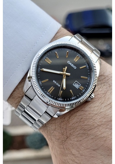 Casio Csıste3 Erkek Kol Saati