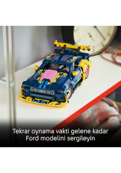 LEGO® Technic Modifiye Ford Mustang GT Araba 42236 - 10 Yaş ve Üzeri Çocuklar için 8 Detay İçeren Oyuncak Yapım Seti (973 Parça)