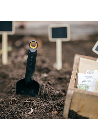 Fiskars 137000 Bahçe Malası