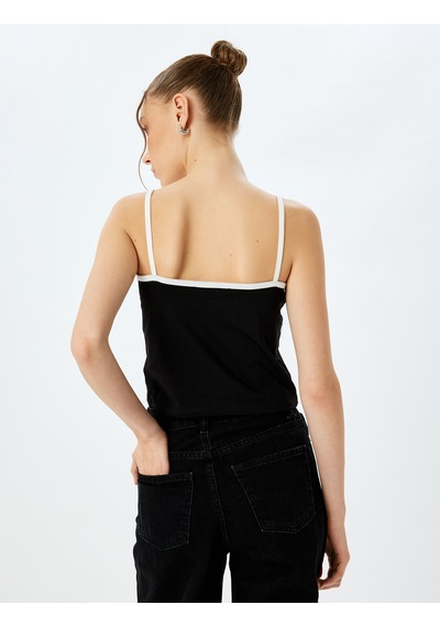 Koton Dikiş Detaylı Fiyonklu Slim Fit Askılı Crop Üst Siyah 5sal30035ık Siyah