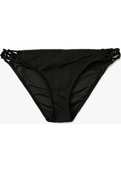 Koton Fisto İşlemeli Bikini Altı Yanları Biye Detaylı Normal Bel Siyah 3sak00025mm 3SAK00025MM999 Siyah Koton Fisto İşlemeli Bikini Altı Yanları Biye Detaylı Normal Bel Siyah 3sak00025mm 3SAK00025MM999 Siyah