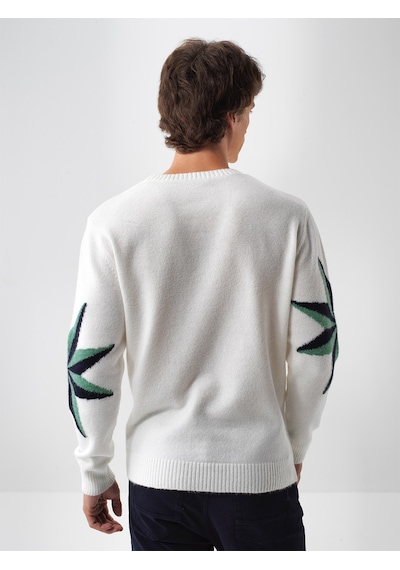 Xint Ekru Yumuşak Dokulu Regular Fit Kazak 801833